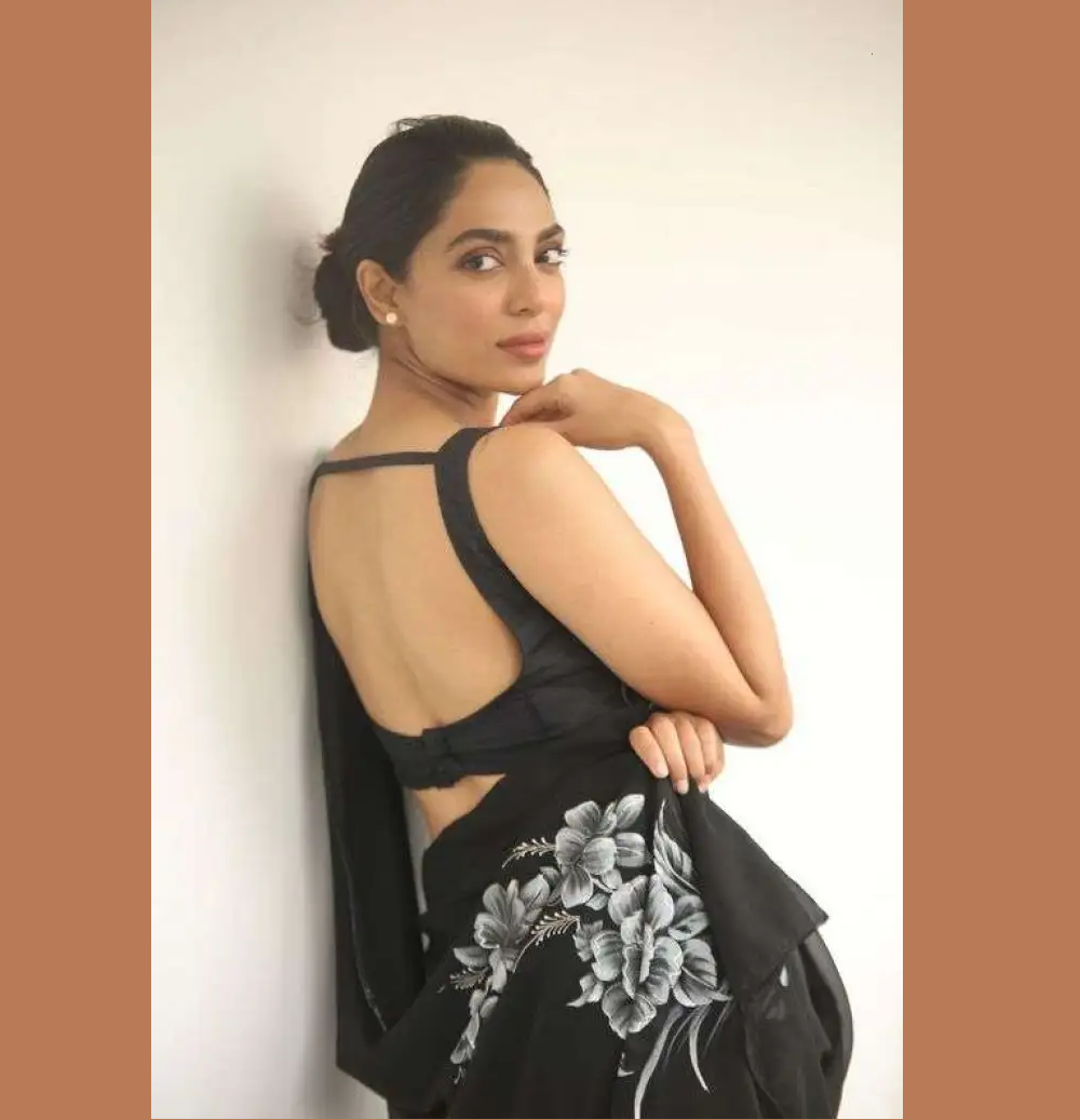 sobhita dhulipala saree
